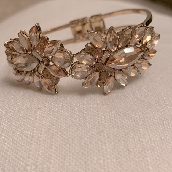 Crystal gold plated bracelet - Picture 2 of 4